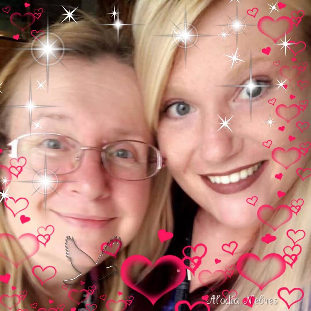 Meet your Posher, Roxanne. Mother Daughter team,